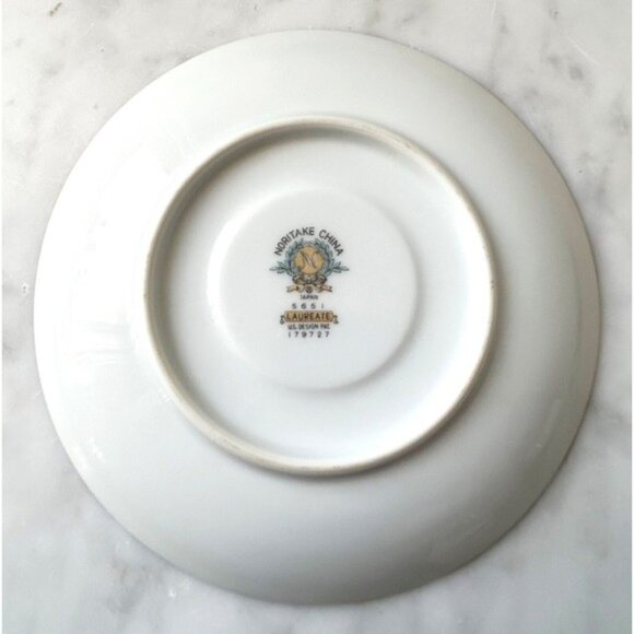 Vintage Laureate Japan 5651 Saucer Blue White Floral Silver - Picture 4 of 5